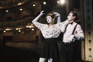 Introdução às Artes Cênicas